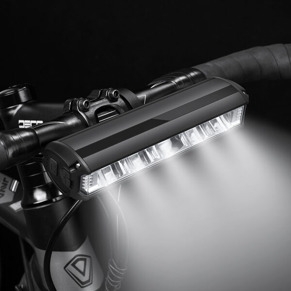 Powerful LED bicycle light with Powerbank